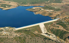 Aerial view of the dam showing the size and width of the dam